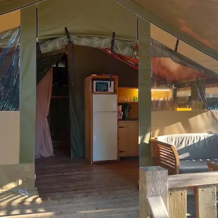 Easyatent Safari Tent Polari Holiday park Rovinj