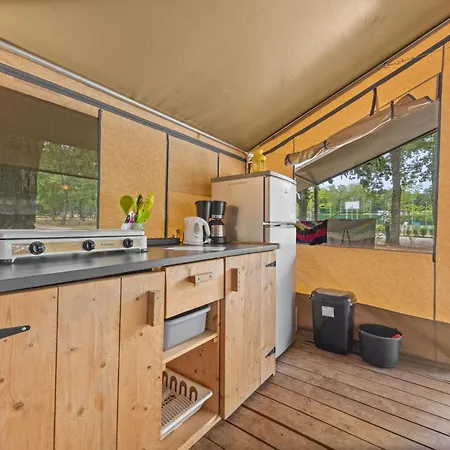 Easyatent Safari Tent Polari Üdülőpark *