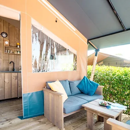 Easyatent Safari Tent Polari ホリデーパーク